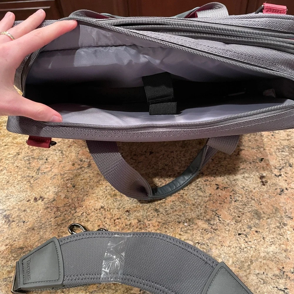 Targus laptop briefcase